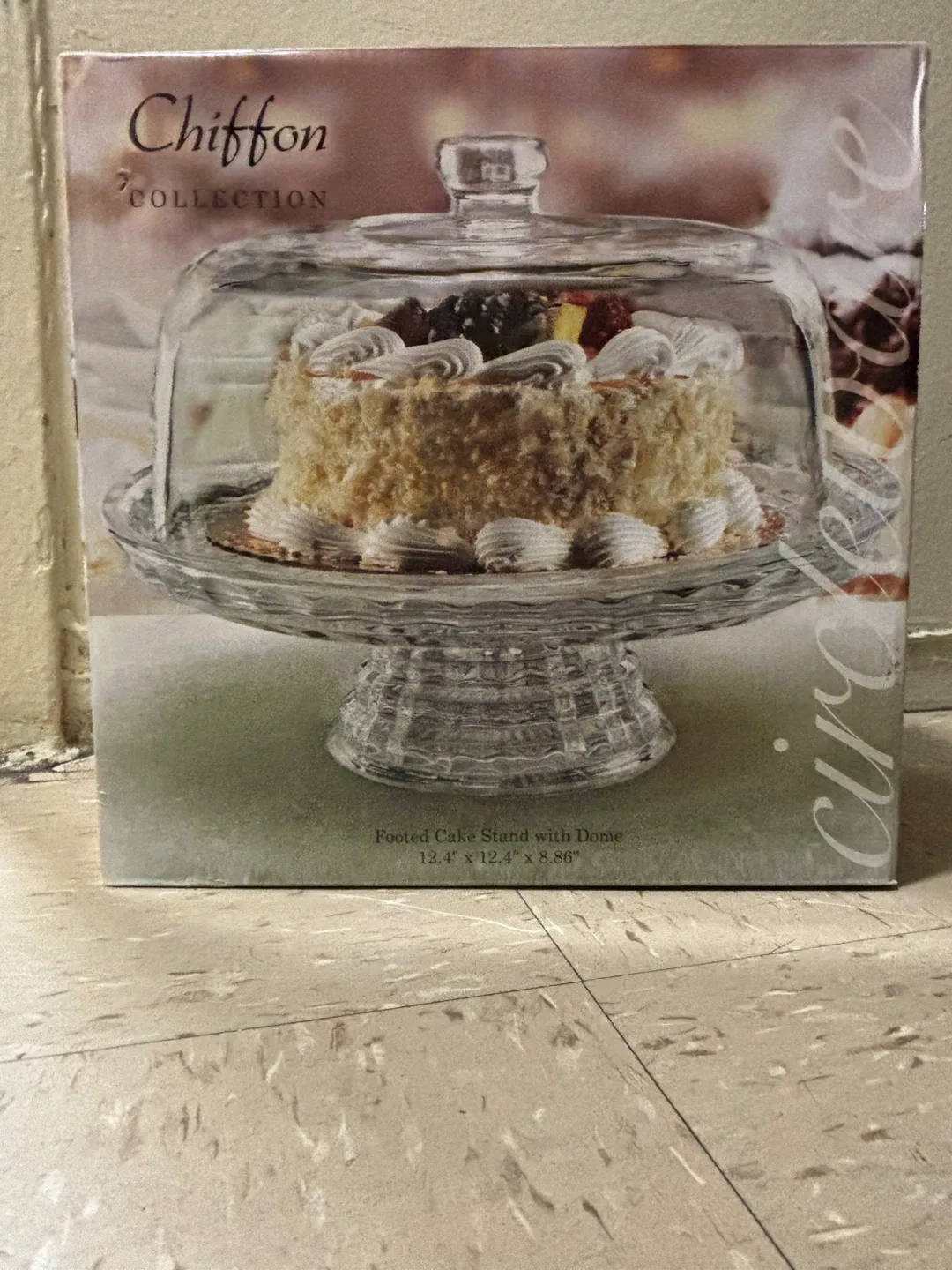 Chiffon Collection Glass Footed Cake Stand with Dome image indicator(2)