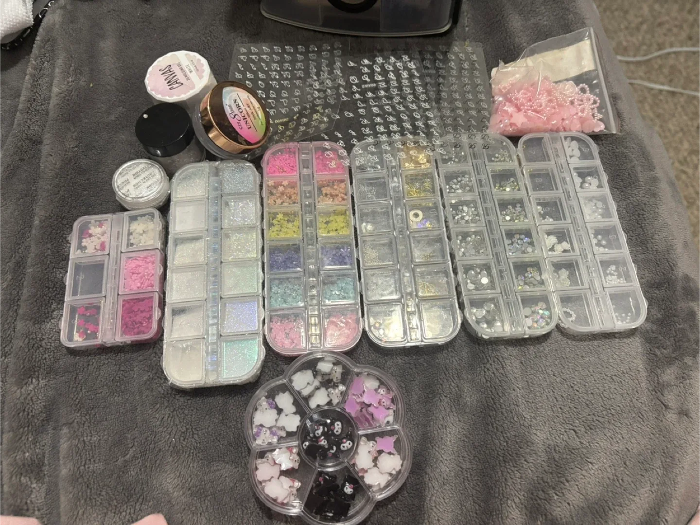 Variety of Nail Polish Gel image indicator(10)