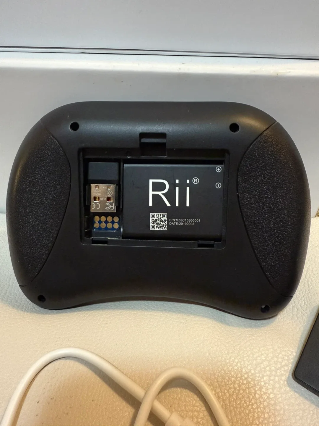Rii Mini Wireless Keyboard with Touchpad + USB Receiver image indicator(3)