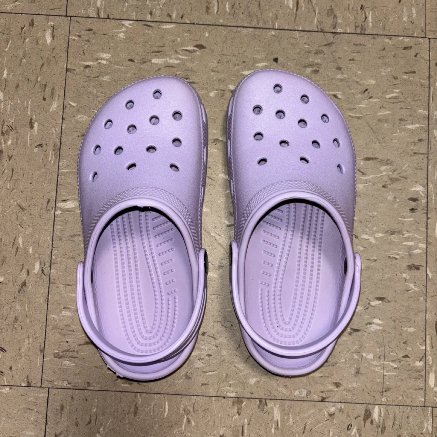 Kids Crocs Classic Clog Lavender Size J1 image indicator(3)