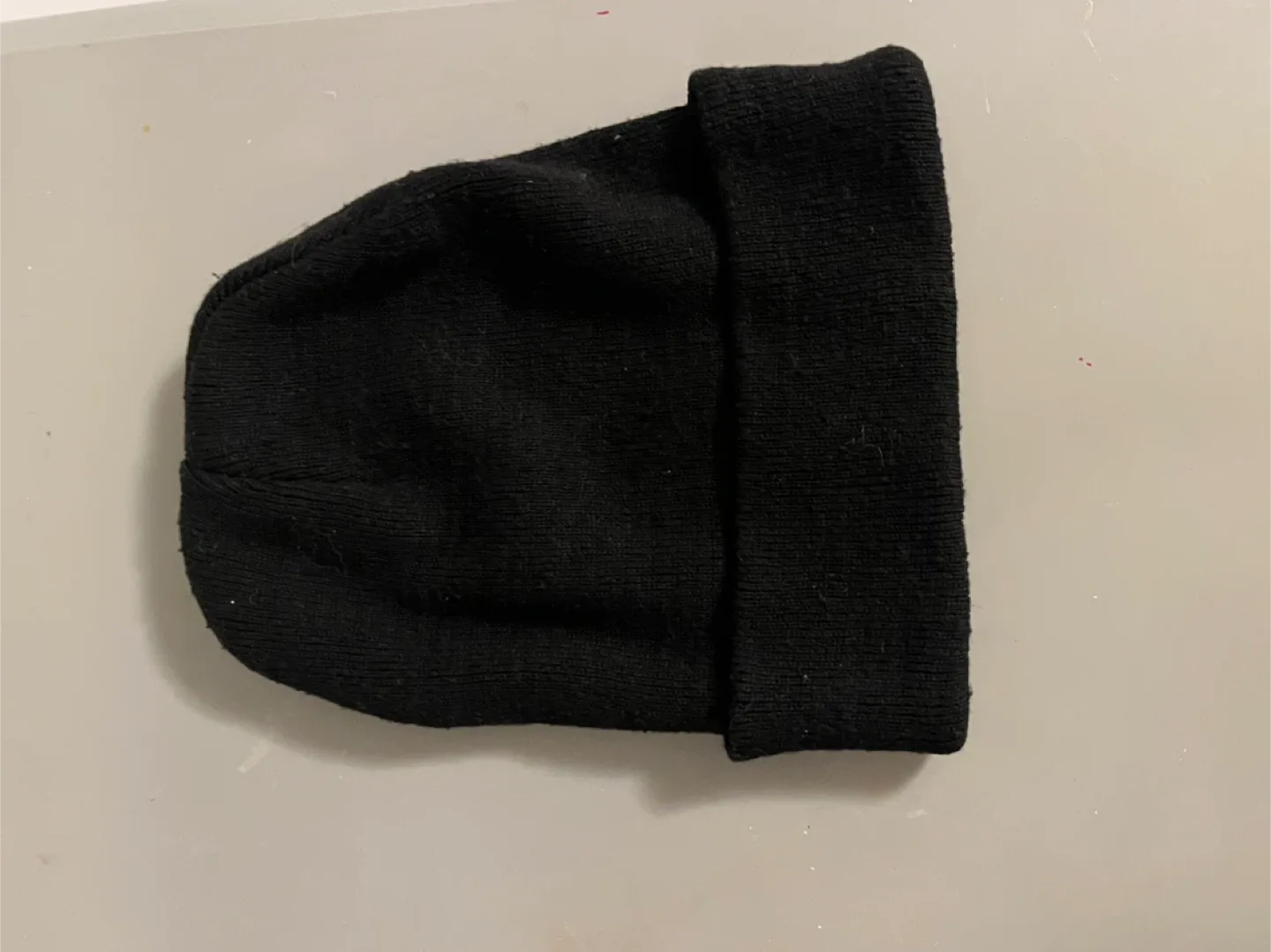 Black beanie thumbnail