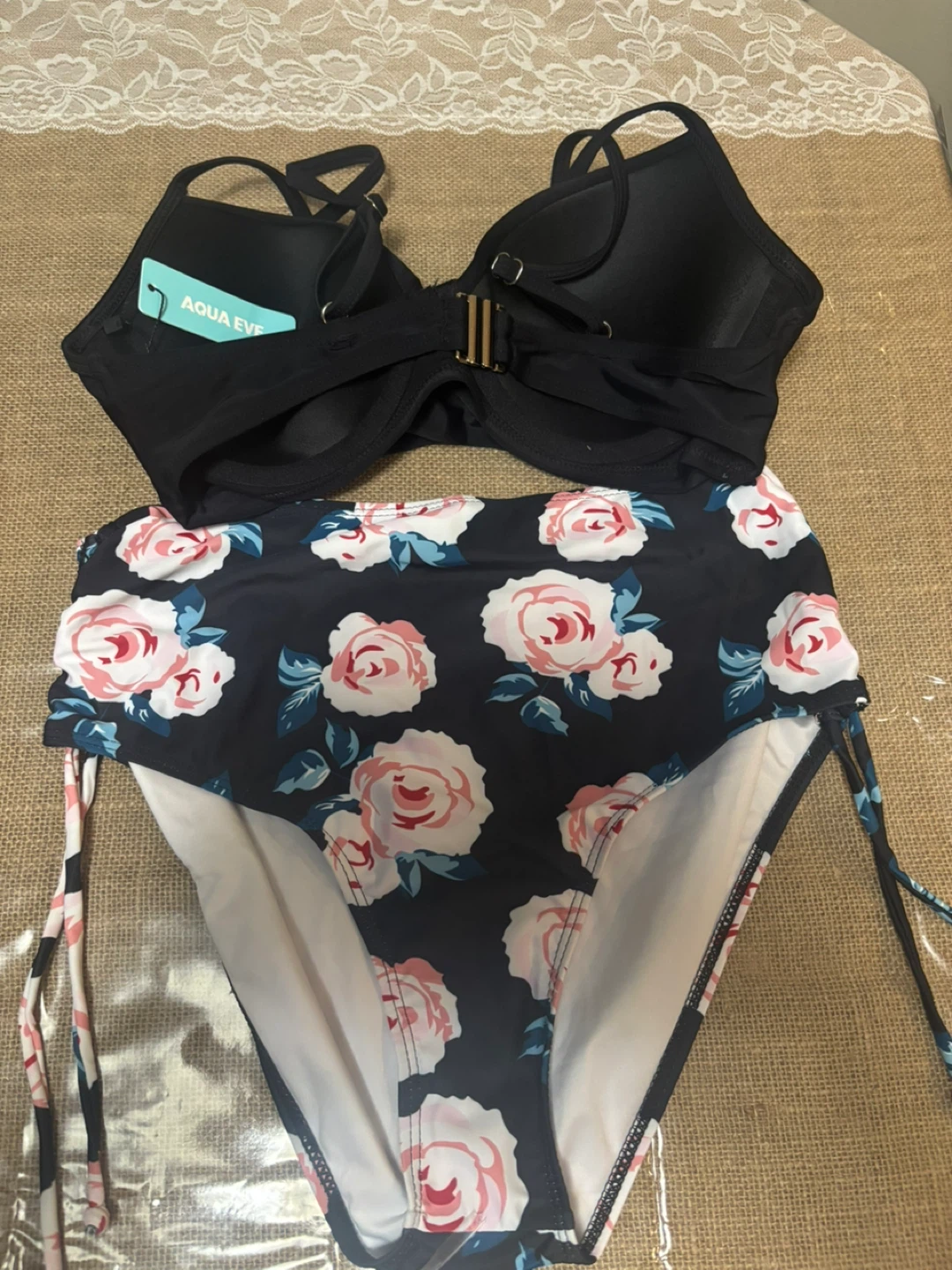 Aqua Eve Swimsuit Set, Size M