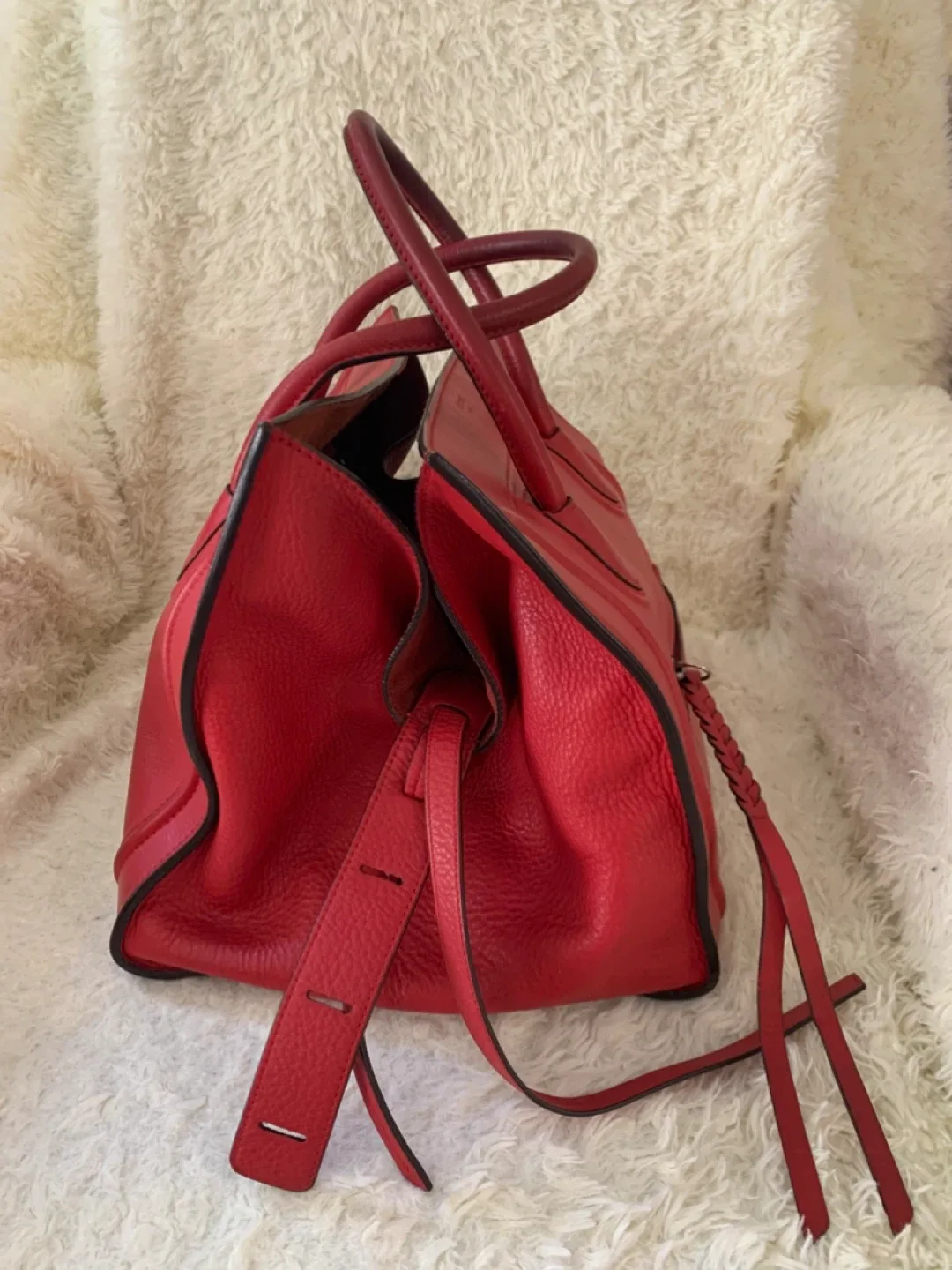 Celine Red Leather Handbag Moving sales.Port Coquitlam image indicator(8)