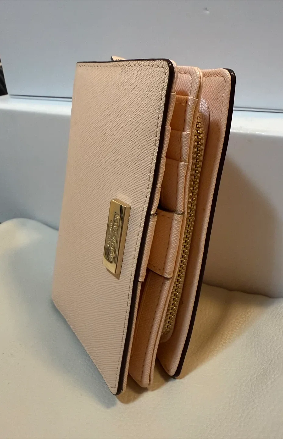 Kate Spade Compact Bifold Wallet — Blush Pink, Brand New image indicator(4)