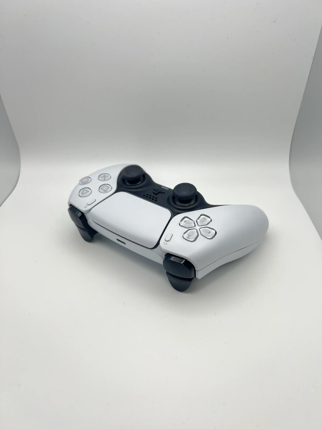 PlayStation 5 Console (Digital) with Controller - photo 4