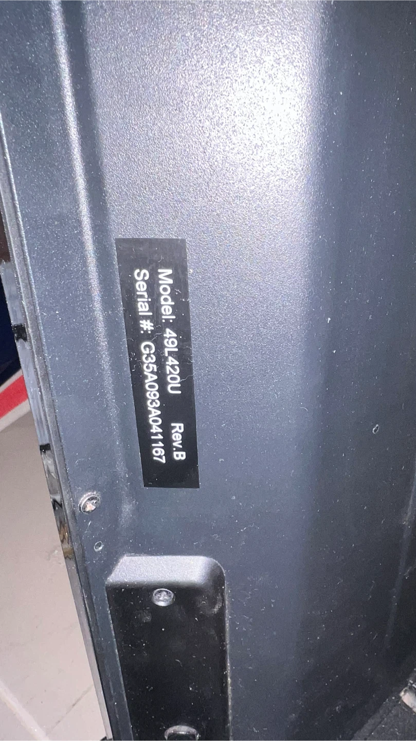 Toshiba 49" 1080p LCD TV - photo 4