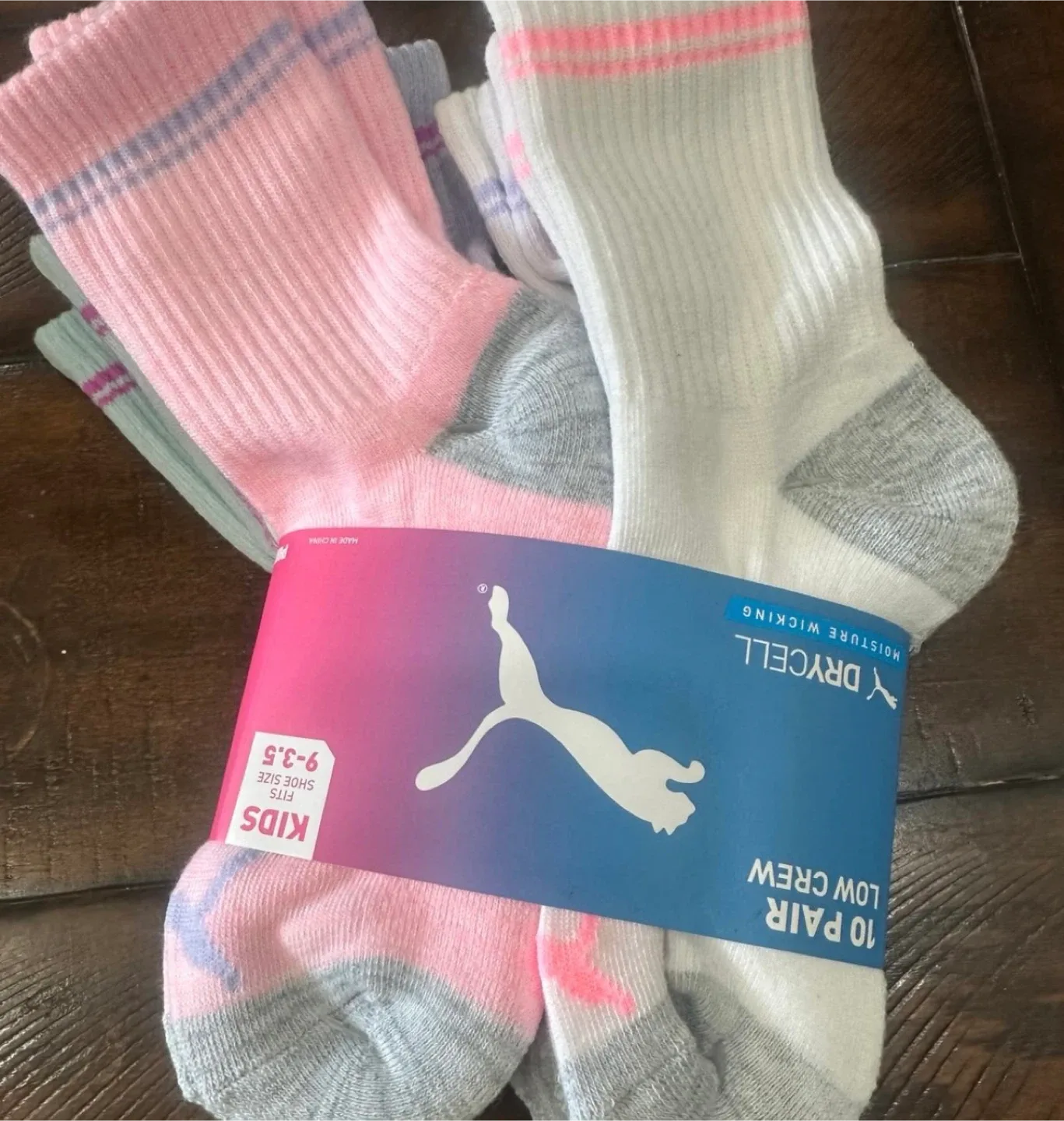 PUMA Girls Low Crew Socks, Size 9-3.5 thumbnail