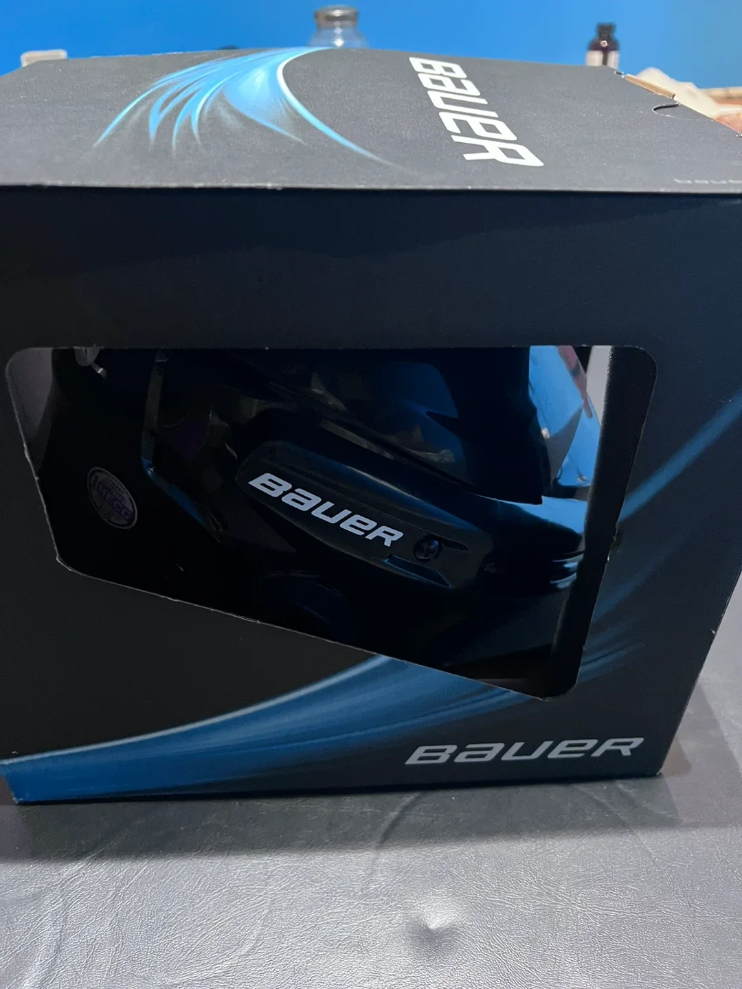 Bauer 2100 Hockey Helmet - Size Large image indicator(2)