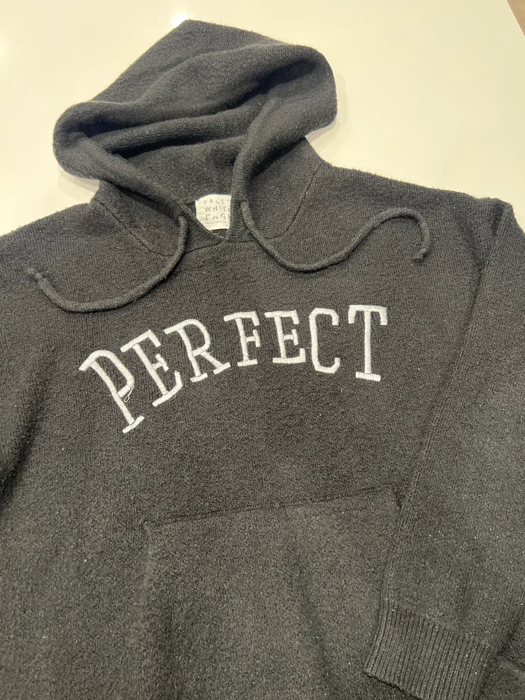 Earl White Label Perfect Hoodie - Black image indicator(2)