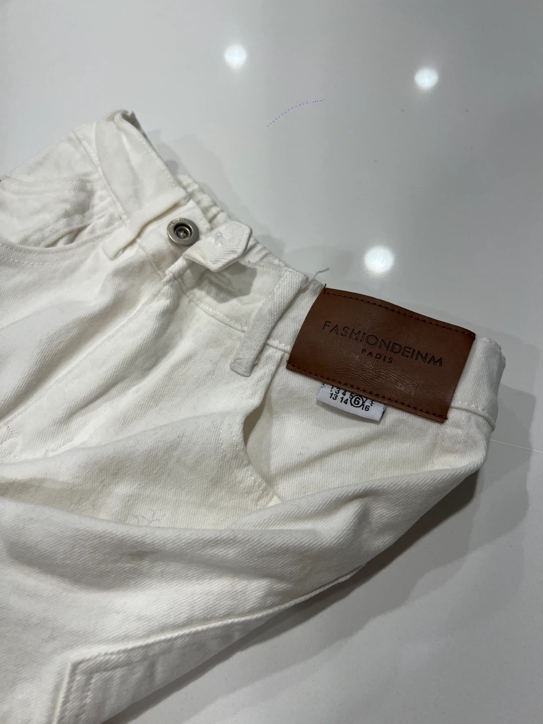 Fashion Deinm Paris White Jeans, Size 6 - photo 3