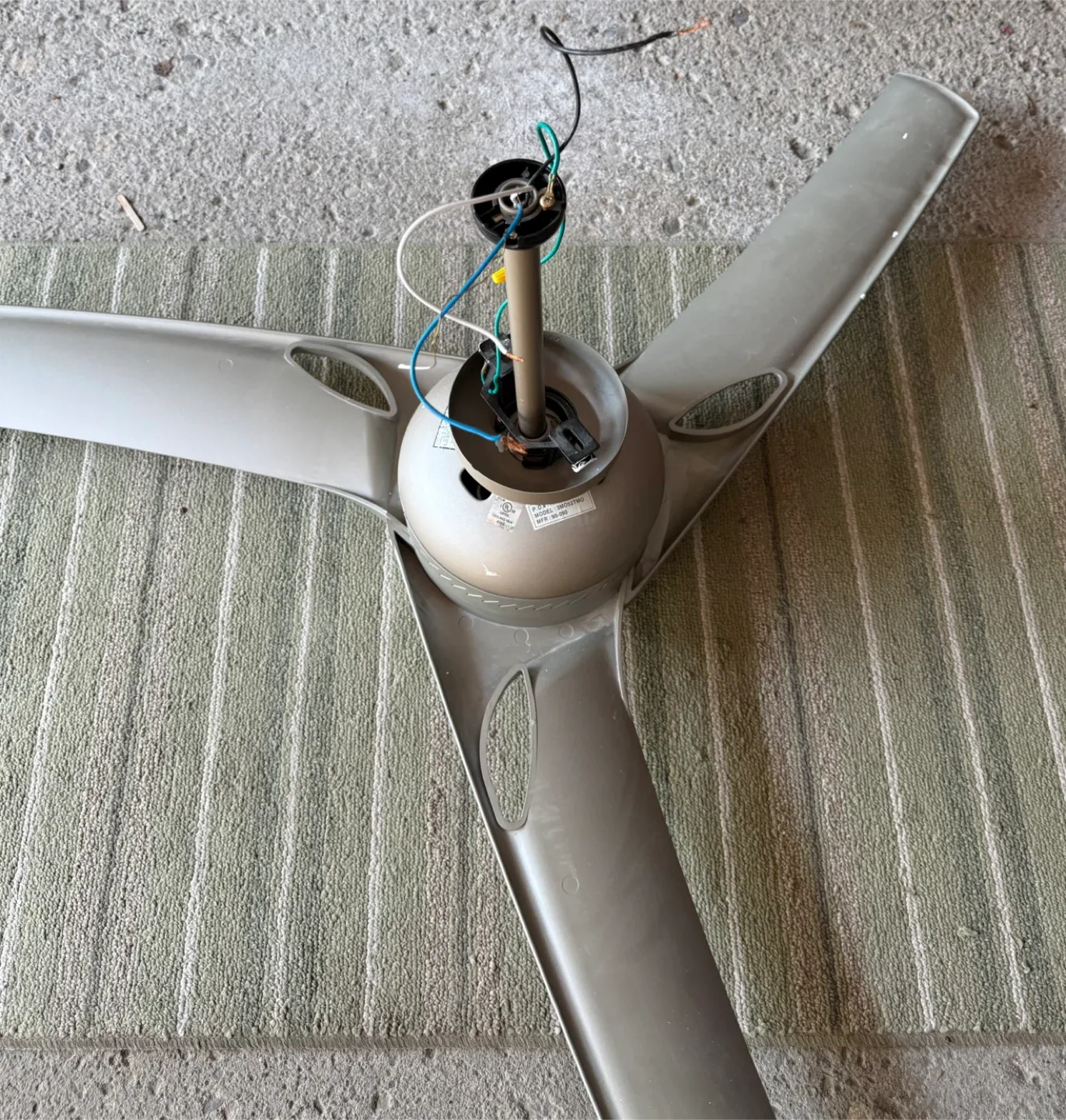 Modern 3-Blade Ceiling Fan - Beige image indicator(2)