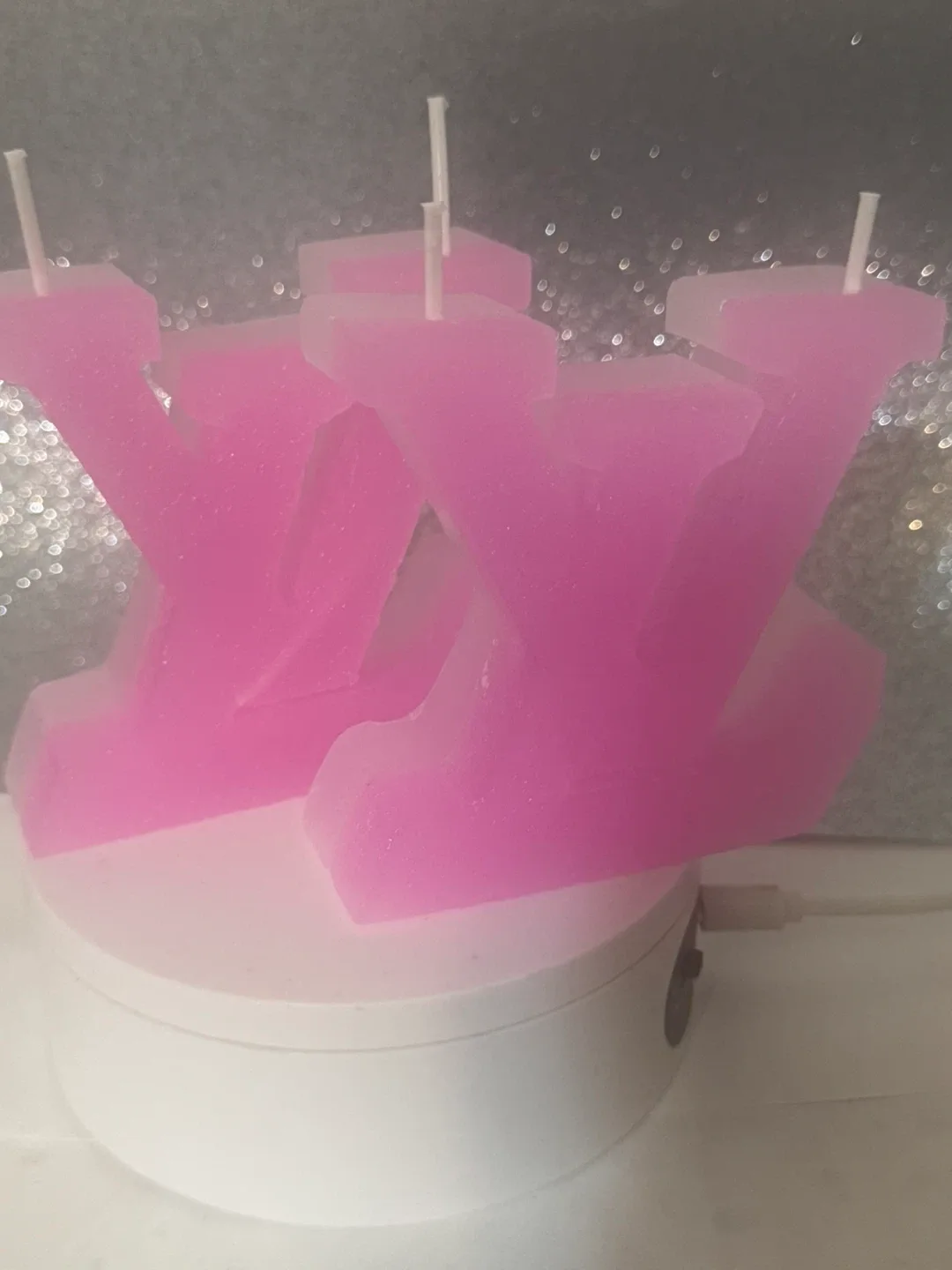 2 pink mango scented Candle image indicator(3)
