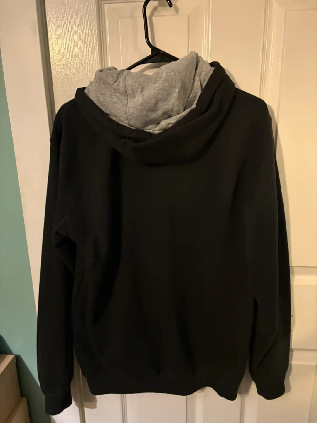 Carhartt Black Hoodie - Size Small image indicator(2)