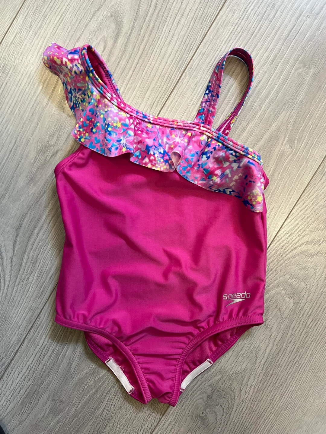 Speedo Swimsuit - Size 6 - Pink