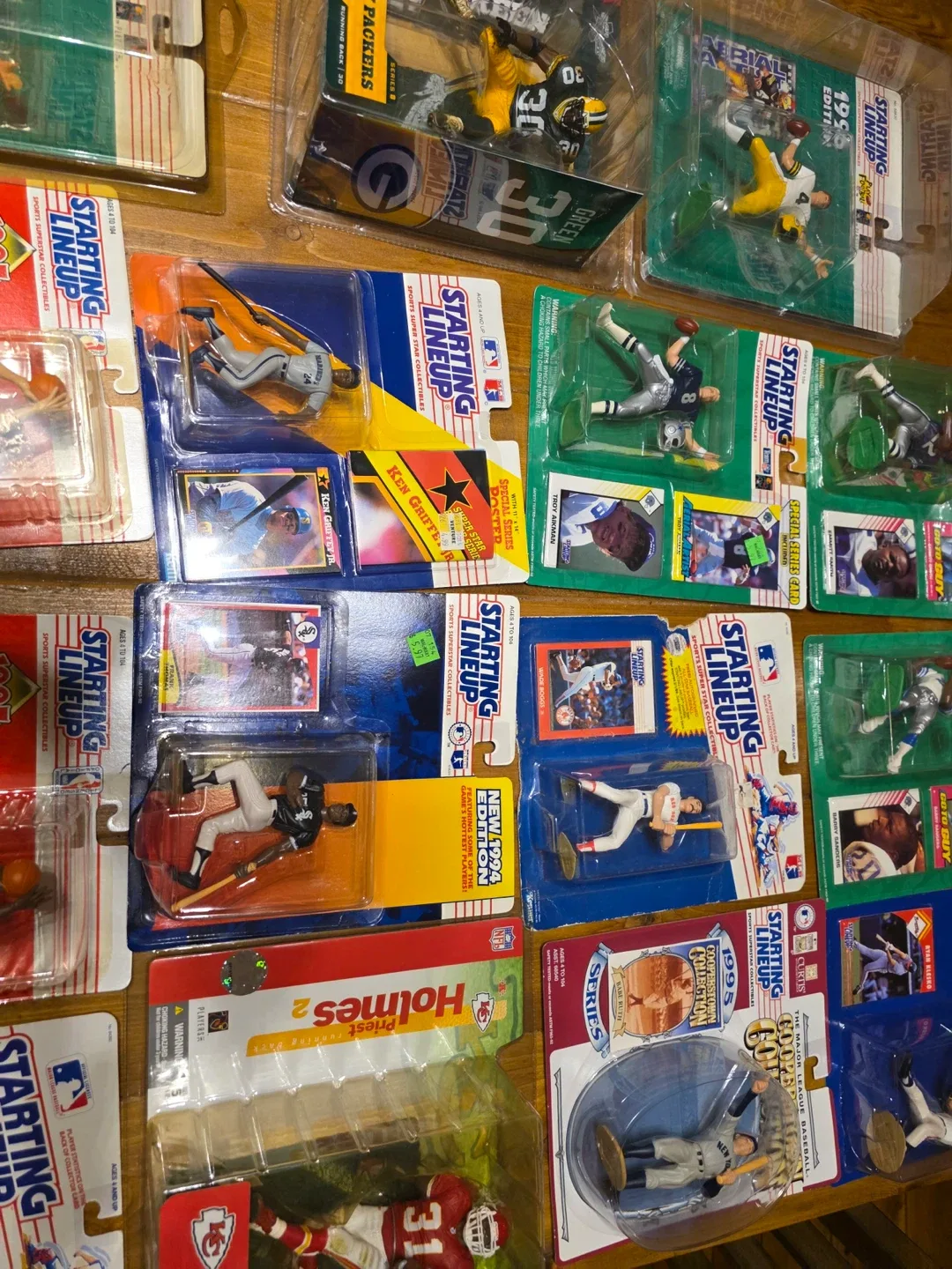 Starting Lineup & Headliners Figures image indicator(4)