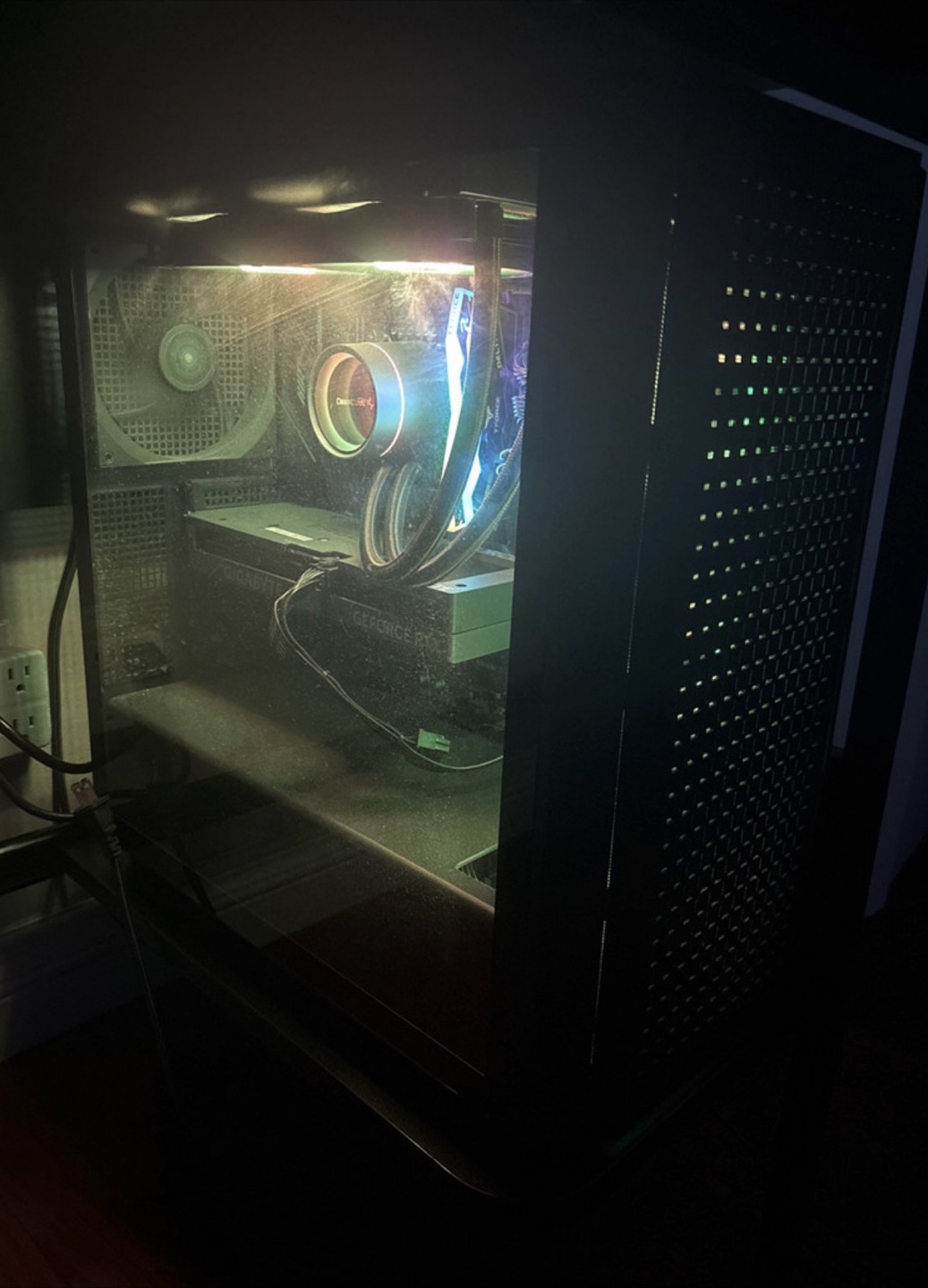 Custom built Gaming PC Setup