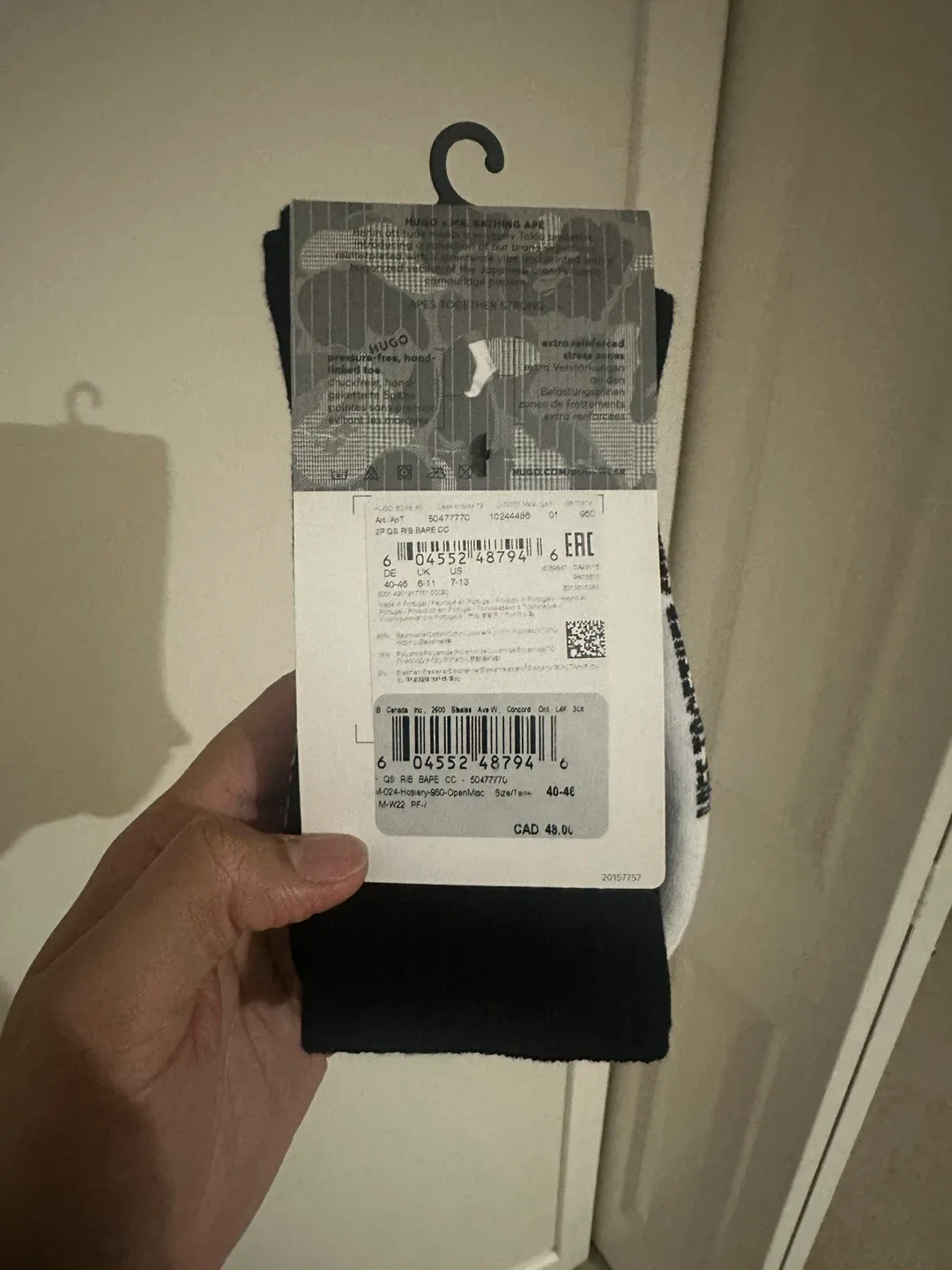 HUGO x A Bathing Ape Socks (Size 7-13) image indicator(2)