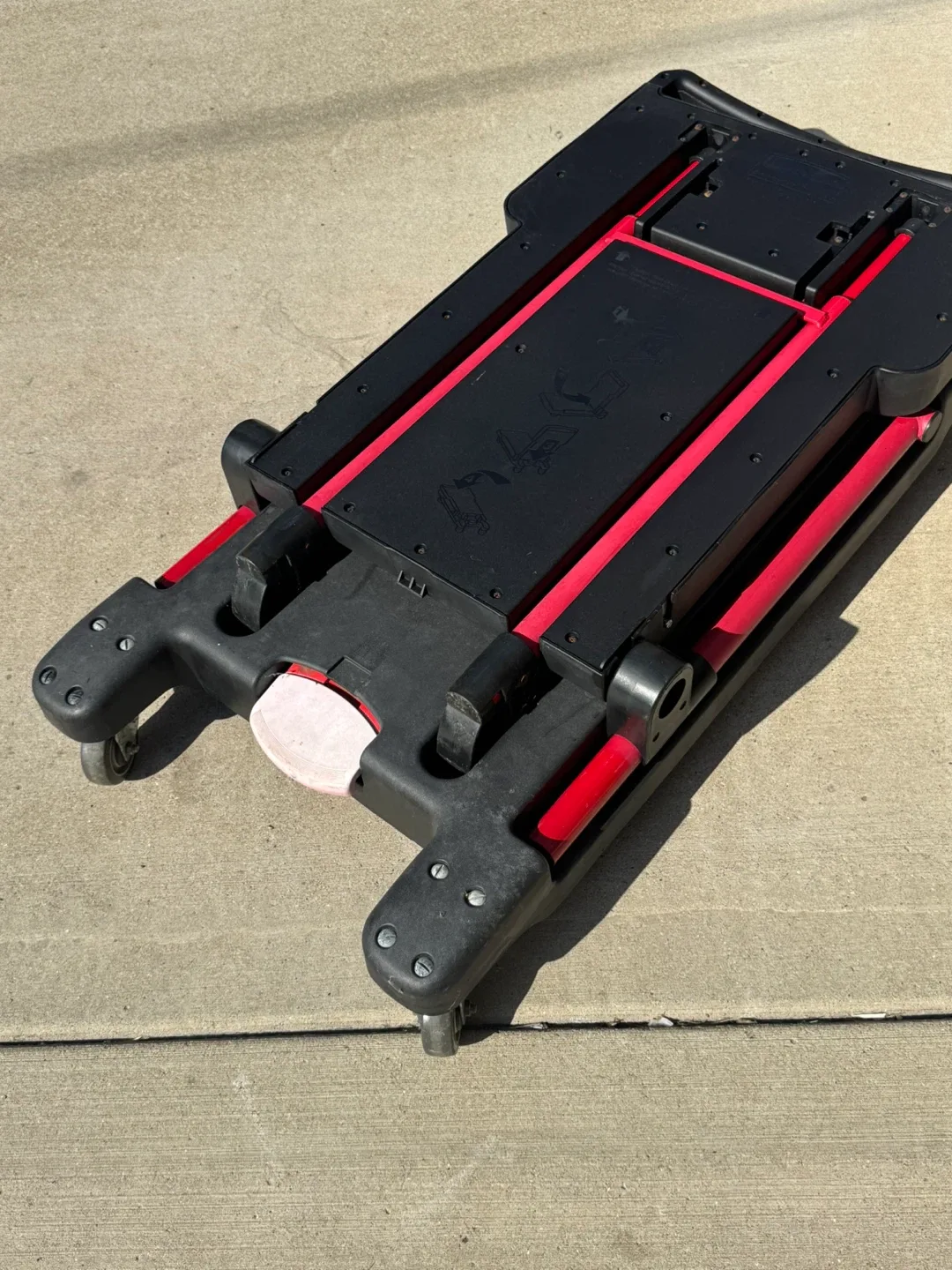 Rubbermaid Commercial Products Convertible Cart