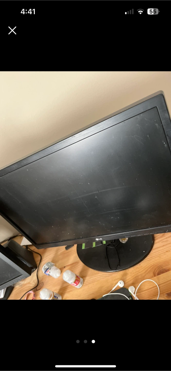 LG Monitor & Predator Gaming PC - photo 3
