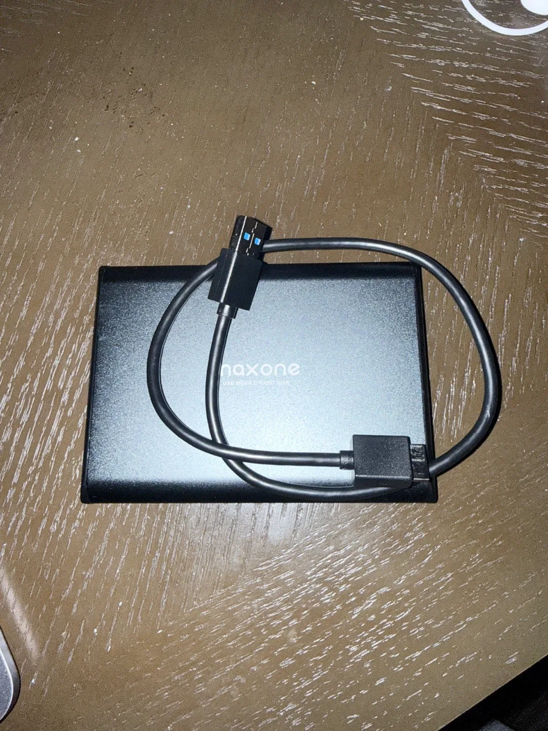 Maxone 500GB USB Mobile Hard Disk thumbnail