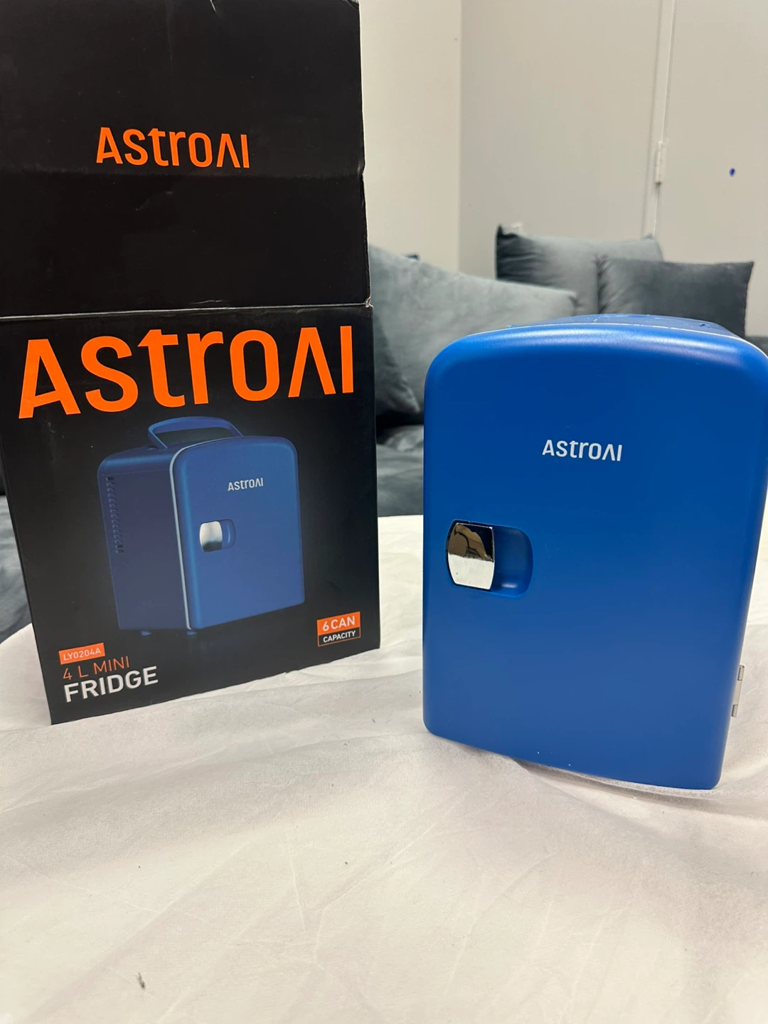 AstronAI LYD206A 4L Mini Fridge - Blue, New in Box!