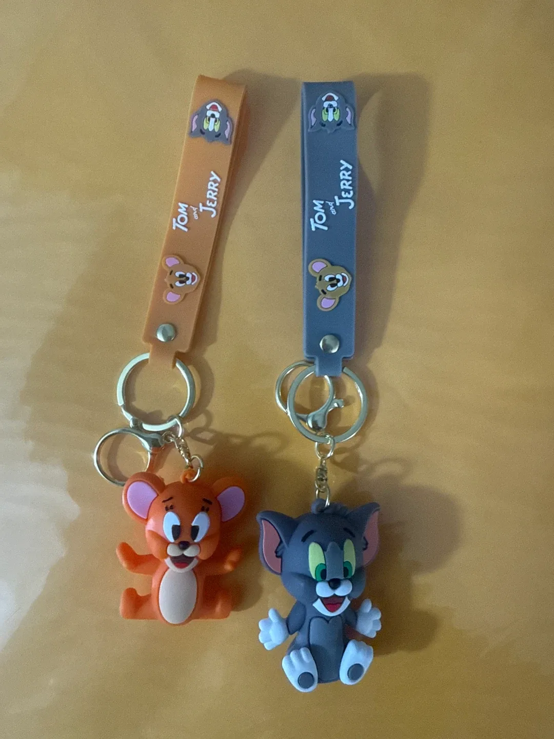 Tom and Jerry Keychains - Set of 2 image indicator(3)