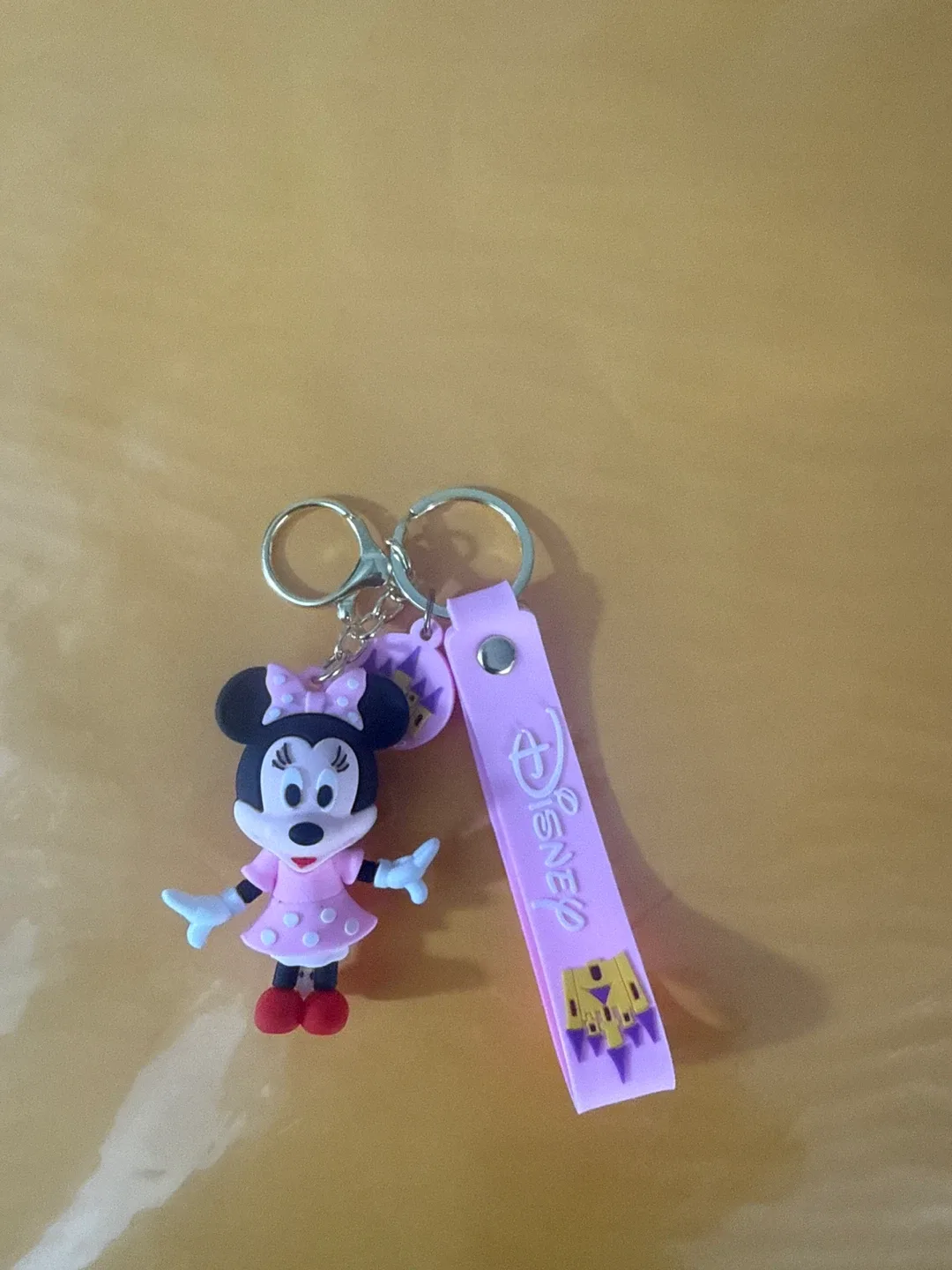 Disney Minnie Mouse Keychain - Pink image indicator(3)
