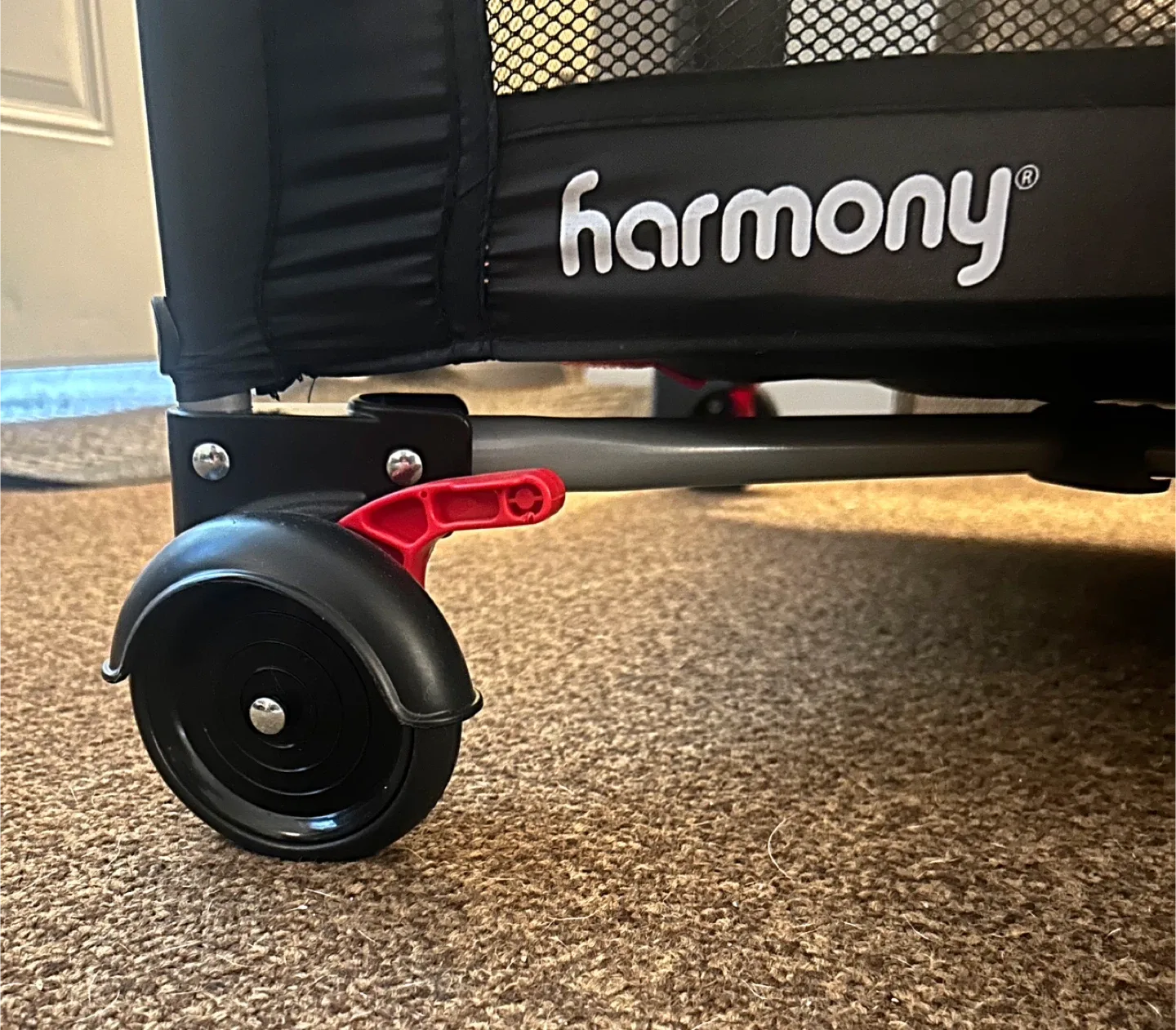 Harmony Play&Go Playard - Excellent Condition! image indicator(2)