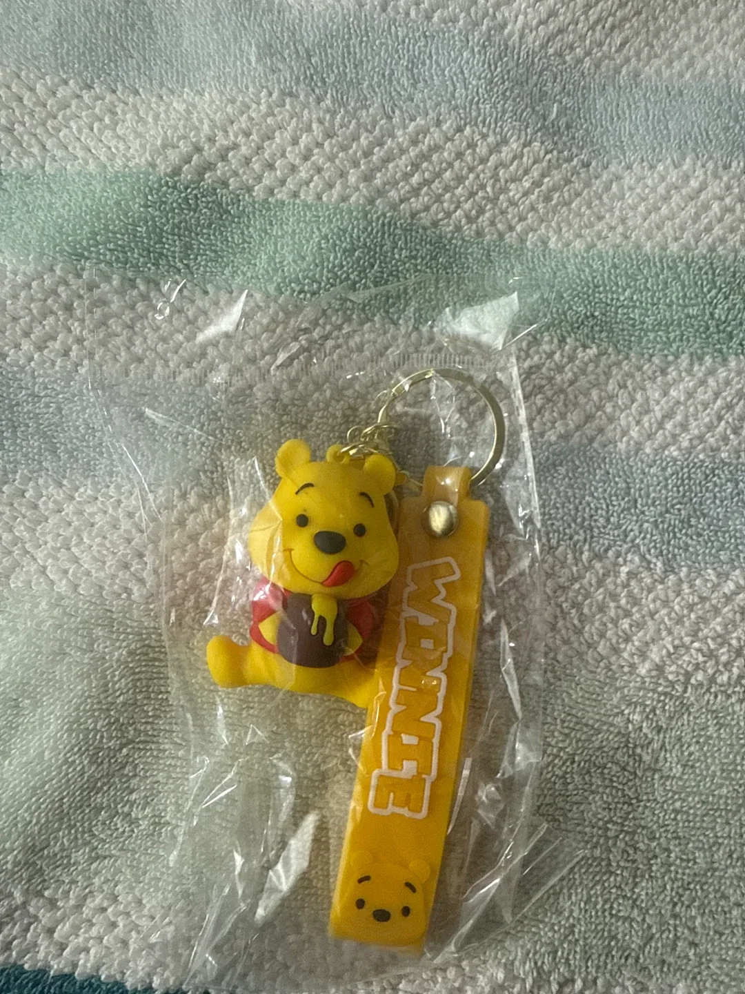 Winnie the Pooh Keychain image indicator(4)