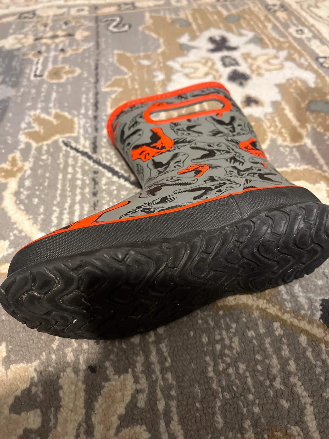 Bogs dinosaur kids boots size 13 - photo 2