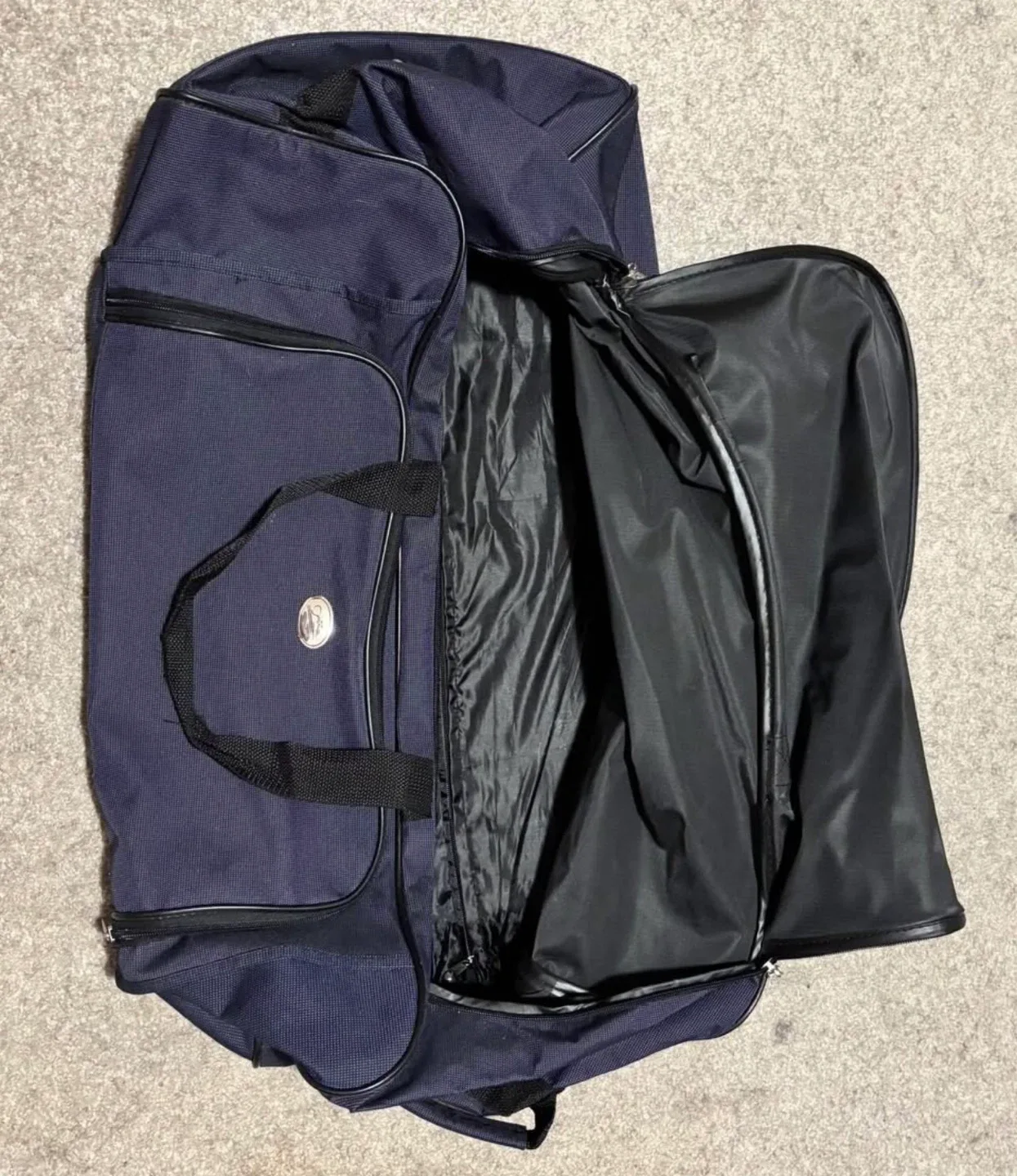 Blue Rolling Duffle Bag image indicator(2)