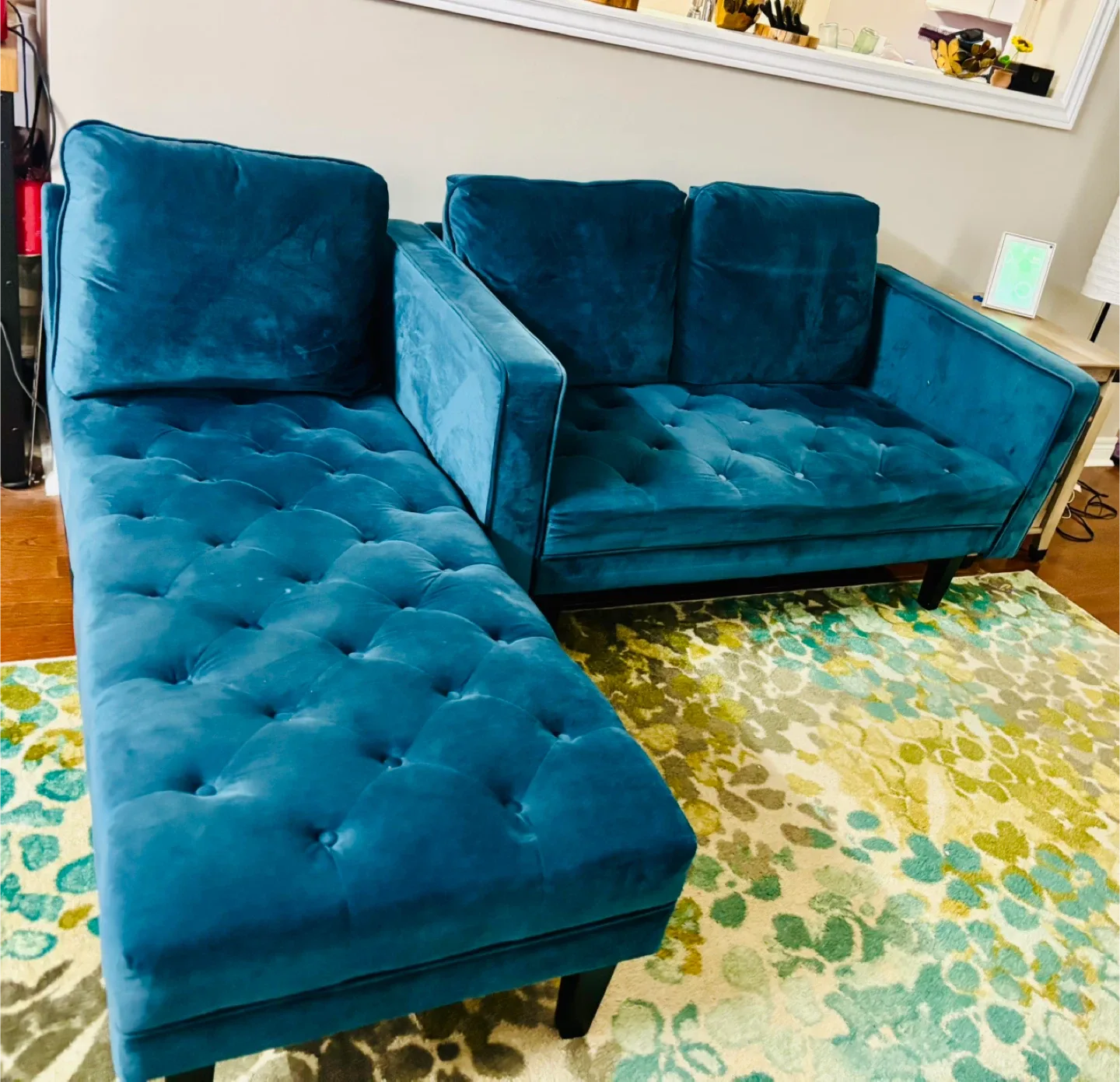 Blue Velvet Tufted Sectional Sofa image indicator(2)