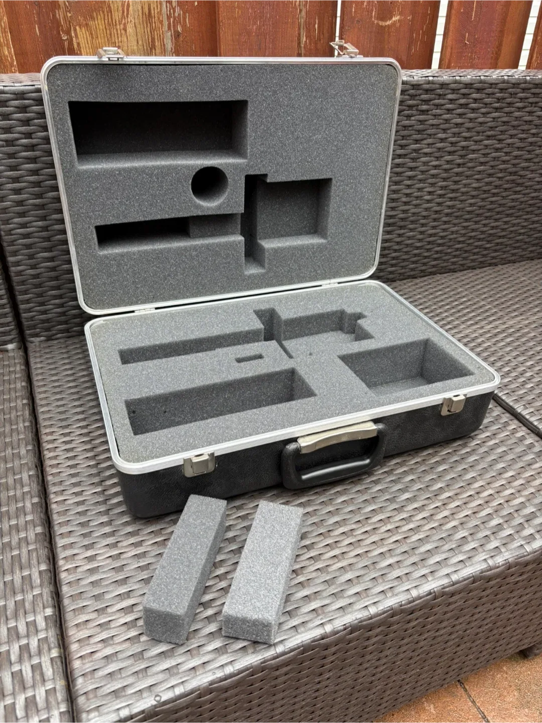 Brookfield Viscometer Hard Case image indicator(2)