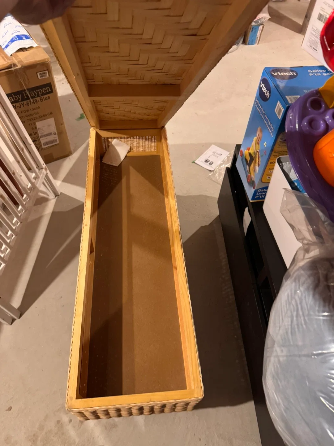 Ikea Tolkning Wicker Storage Bench image indicator(3)