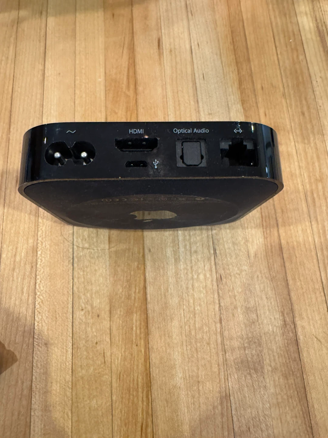 Apple TV with Remote & Cable - photo 2