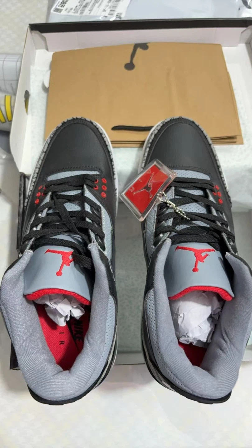 Nike Air Jordan 3 Retro Black Cement US 11