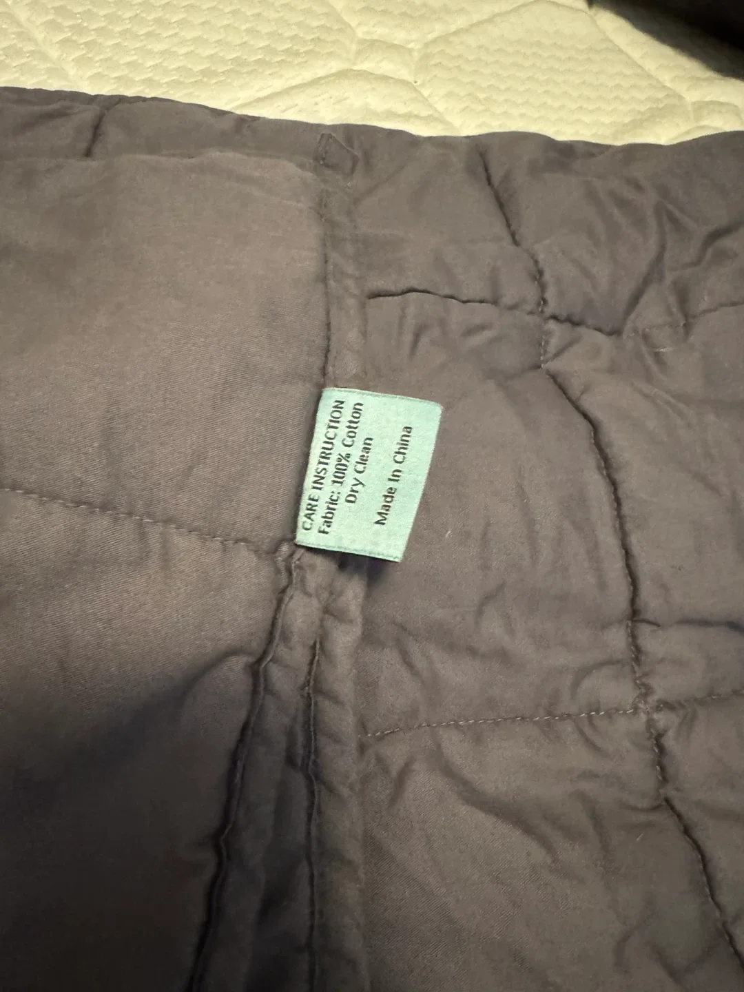 Weighted (10lb) Idea Weighted Blanket - Grey image indicator(4)