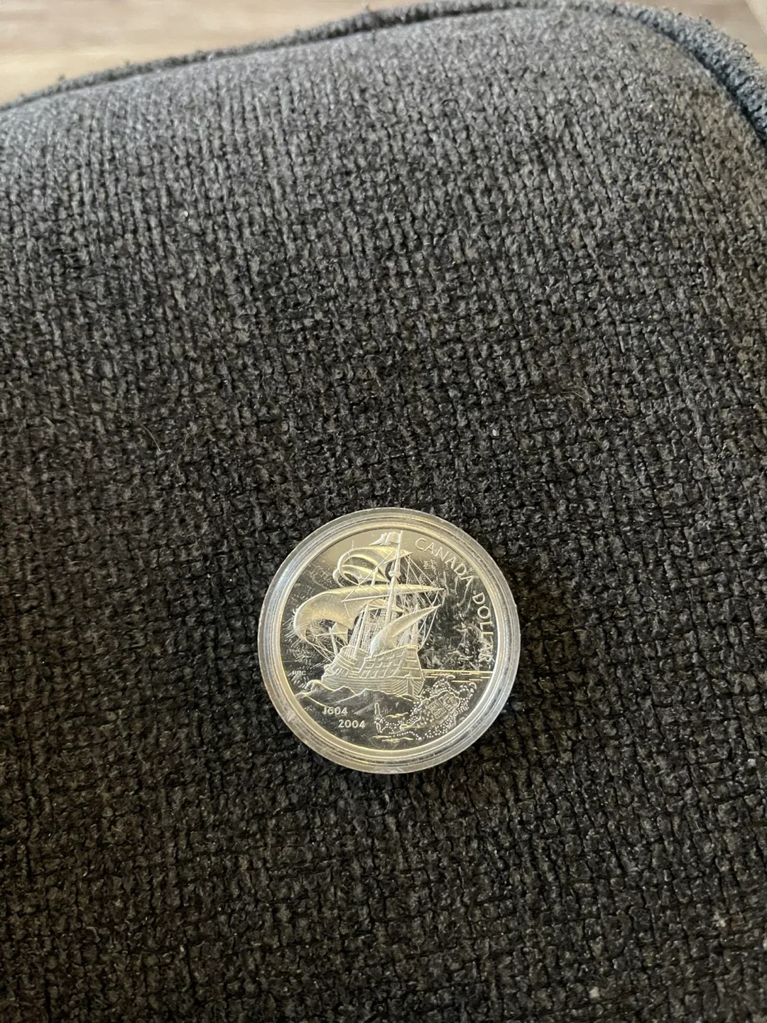 Silver Canada Dollar Coin thumbnail