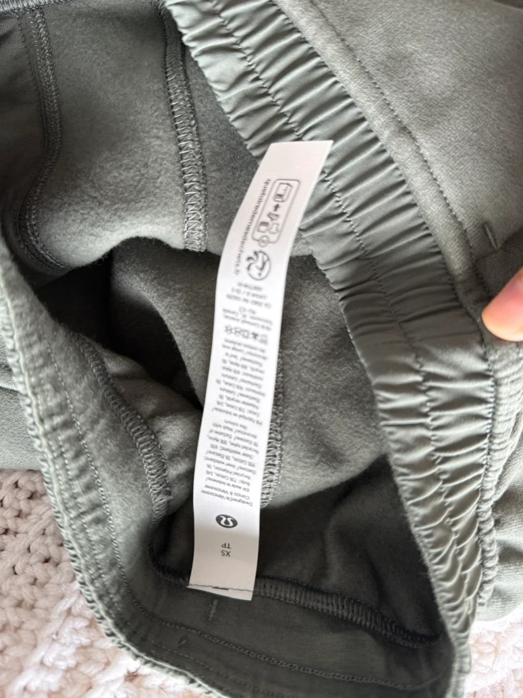 Lululemon Loungeful Classic-Fit HR Sweatpant - XS image indicator(4)