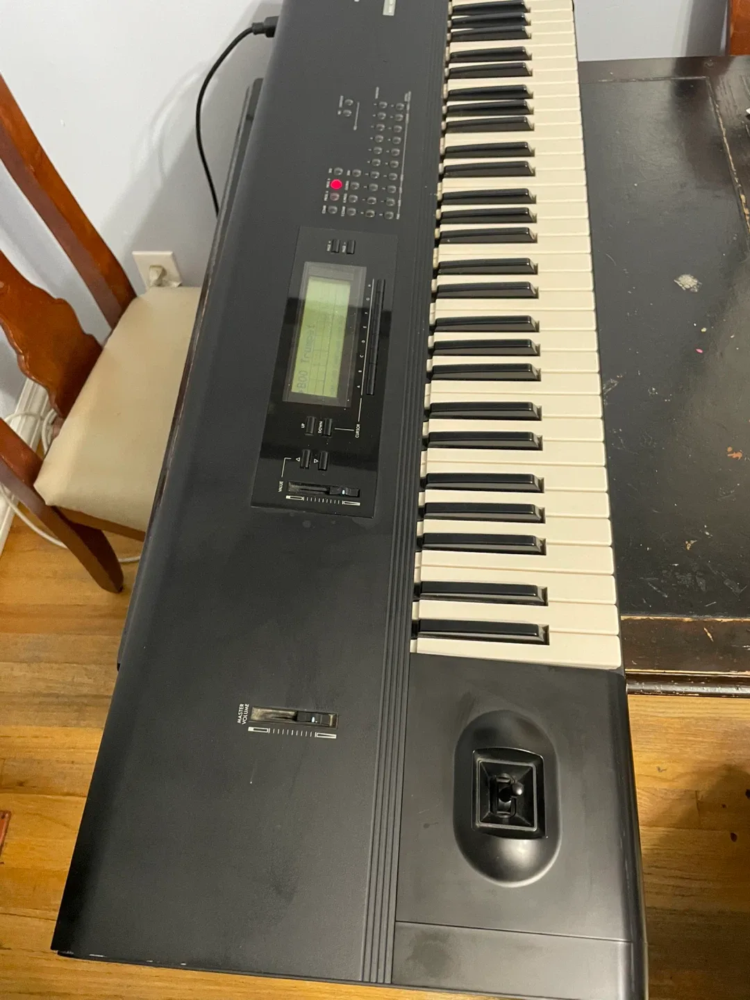 Korg T3 Synthesizer Keyboard image indicator(3)