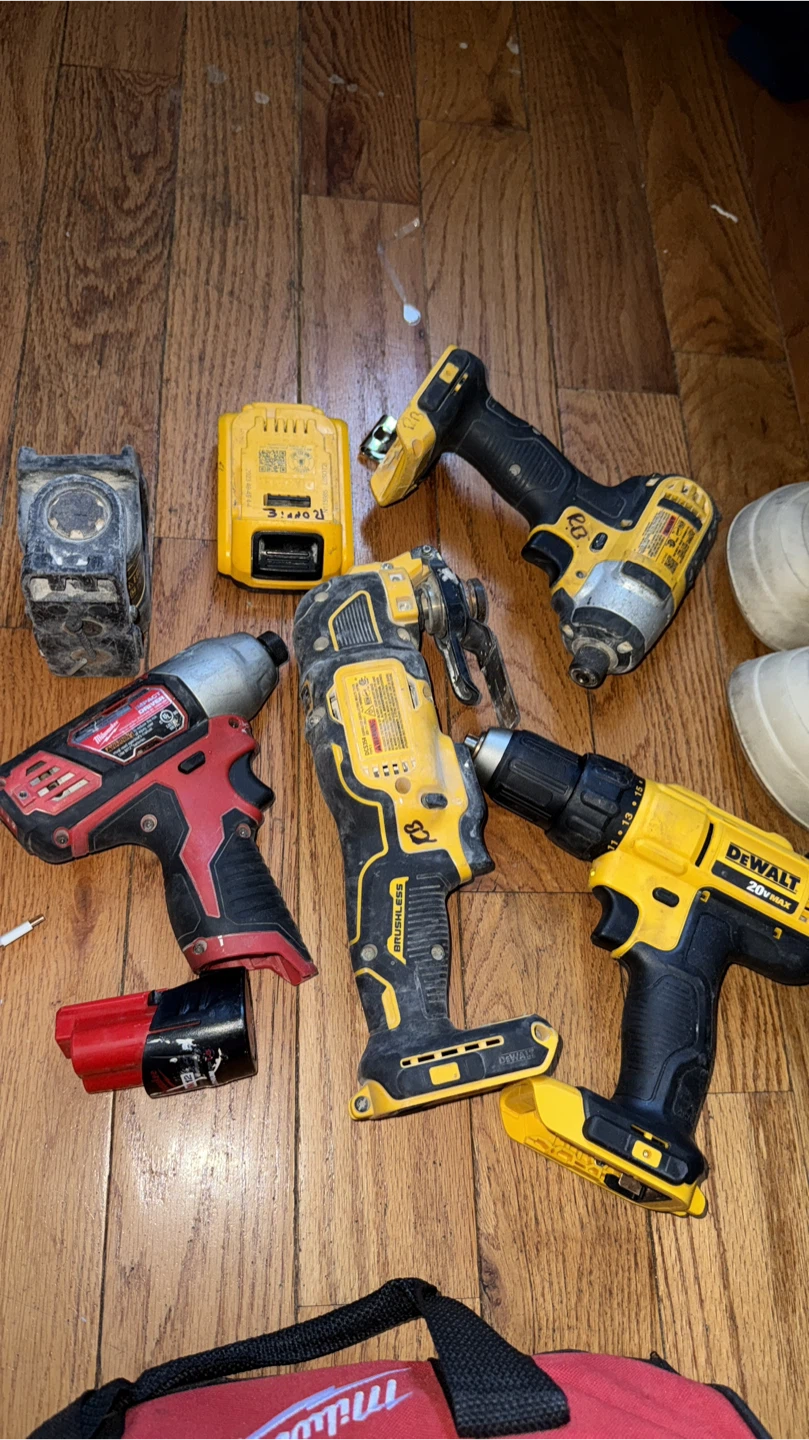 DeWalt & Milwaukee Power Tools