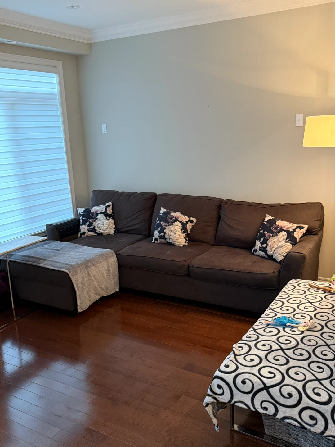 PENDING PICKUP - Max Home LLC Sectional Sofa - Jessica Cafe Noir