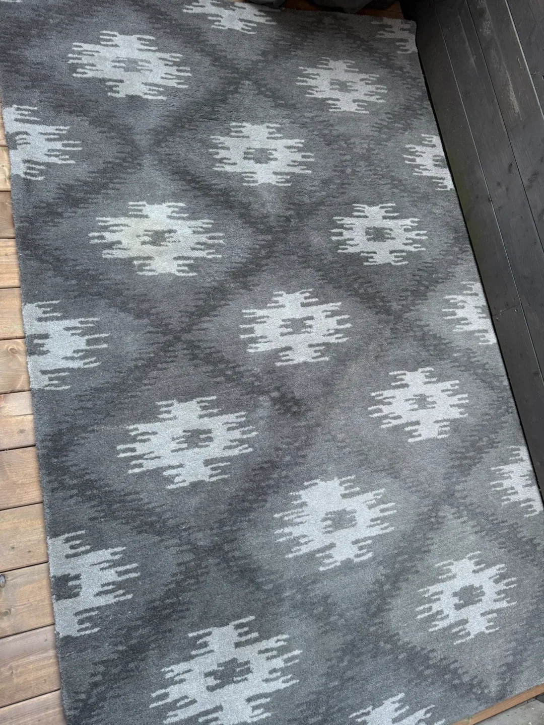 100% Wool Hand Tufted Grey Area Rug image indicator(2)