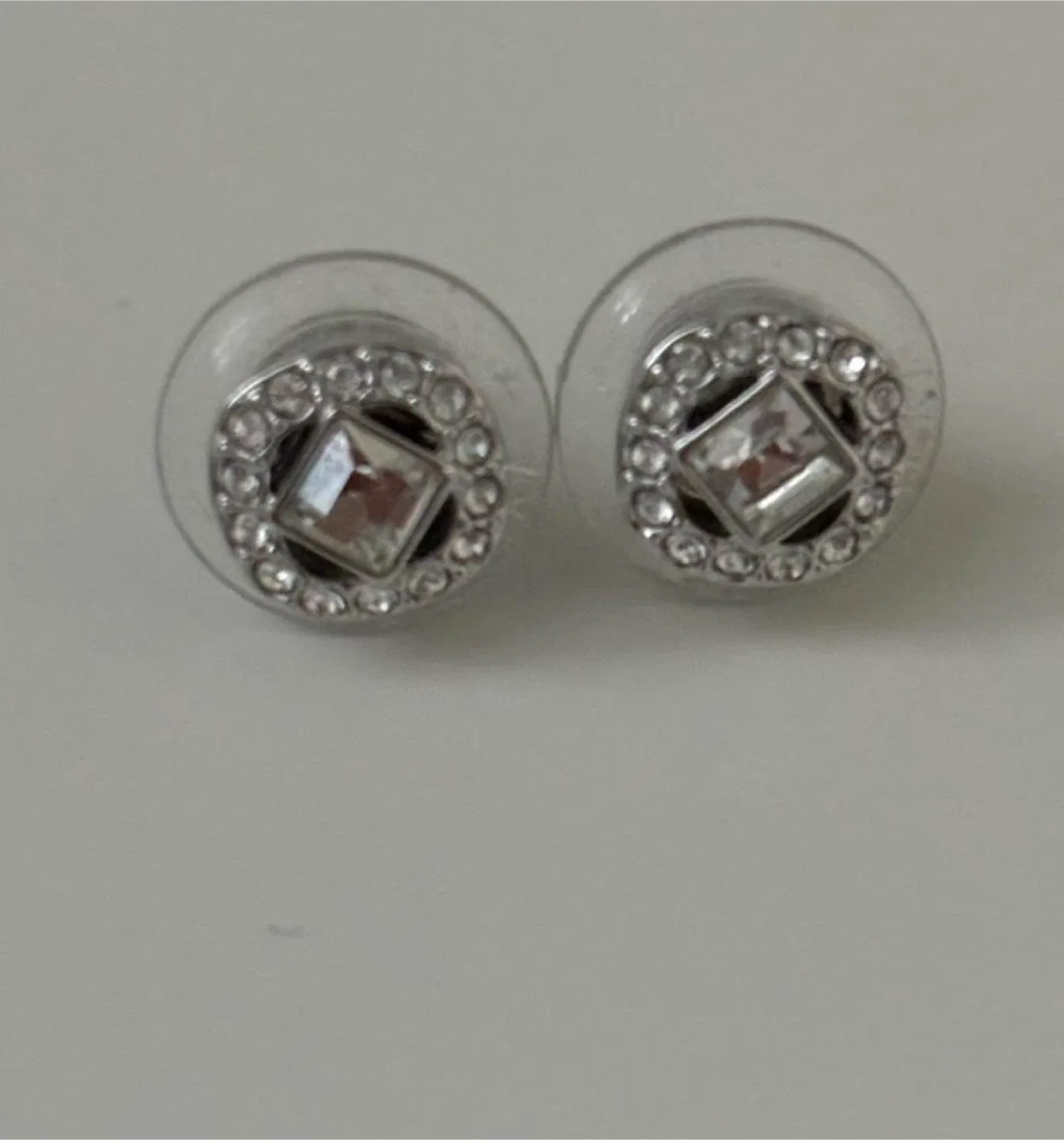 Swarovski gold + silver jewelry image indicator(4)