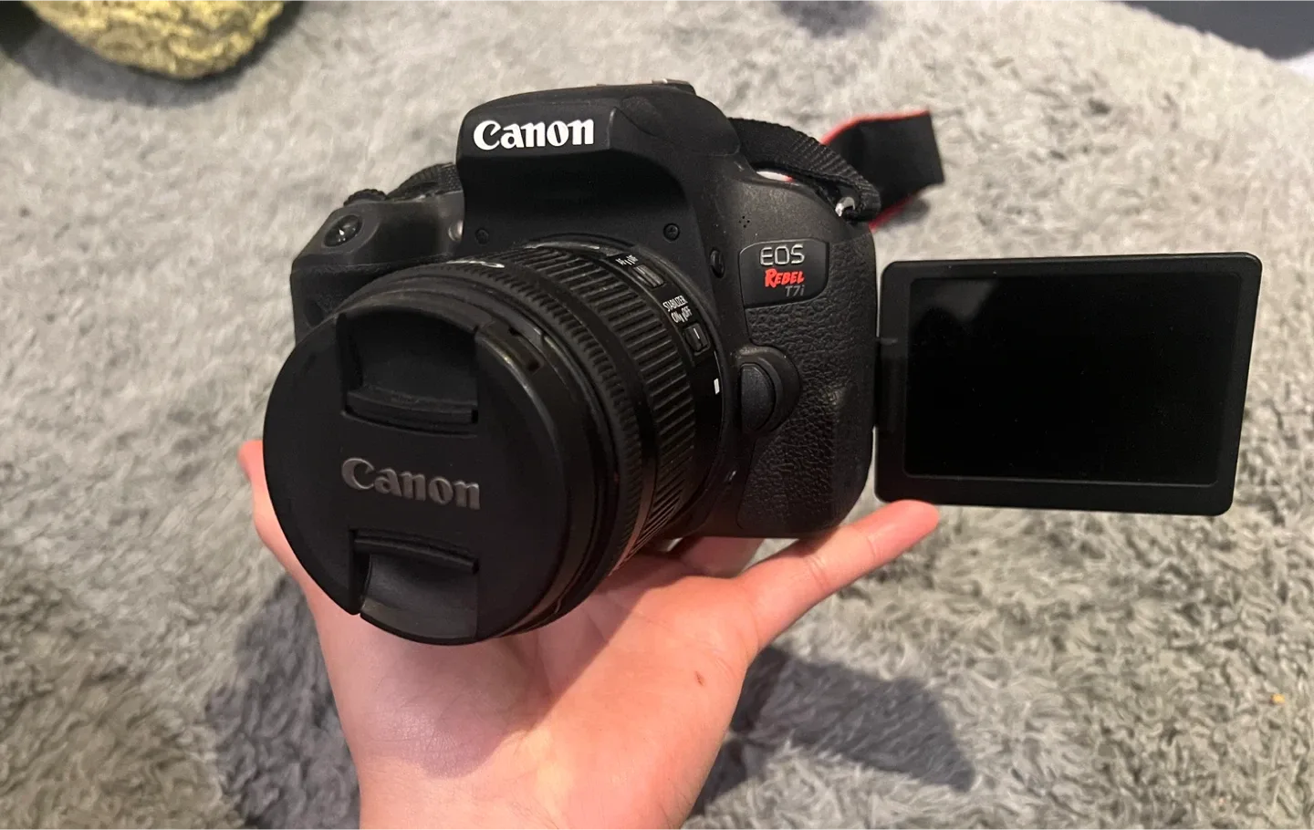 Canon EOS Rebel T7i DSLR Camera image indicator(5)