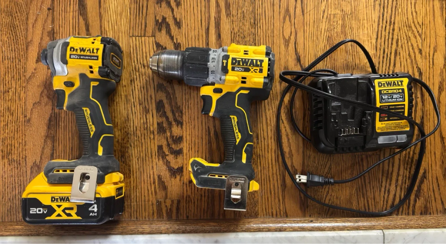 DeWalt 20V XR Impact Driver & Drill Combo thumbnail