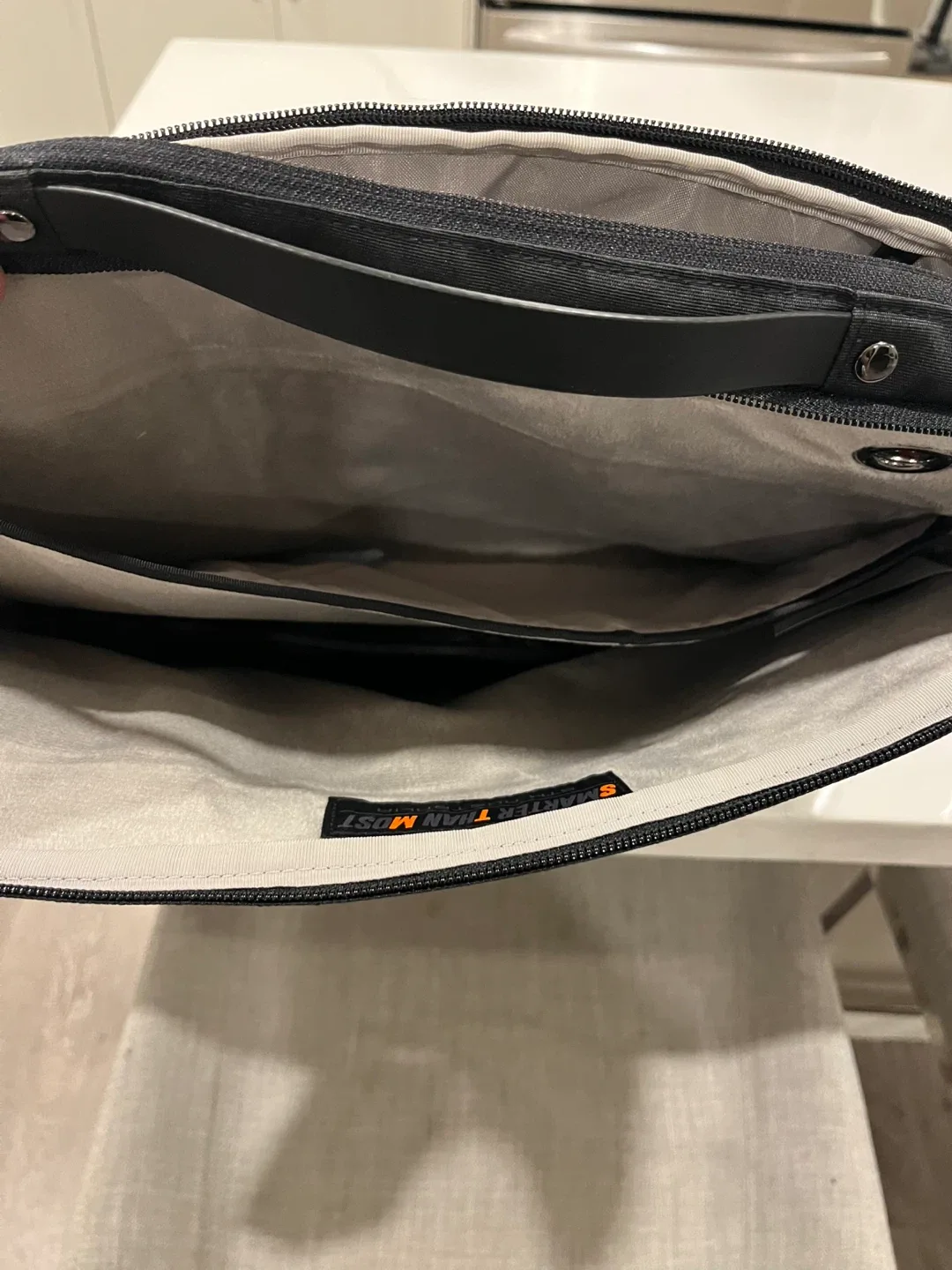 STM Myth 15" Brief - Black Laptop Bag image indicator(7)