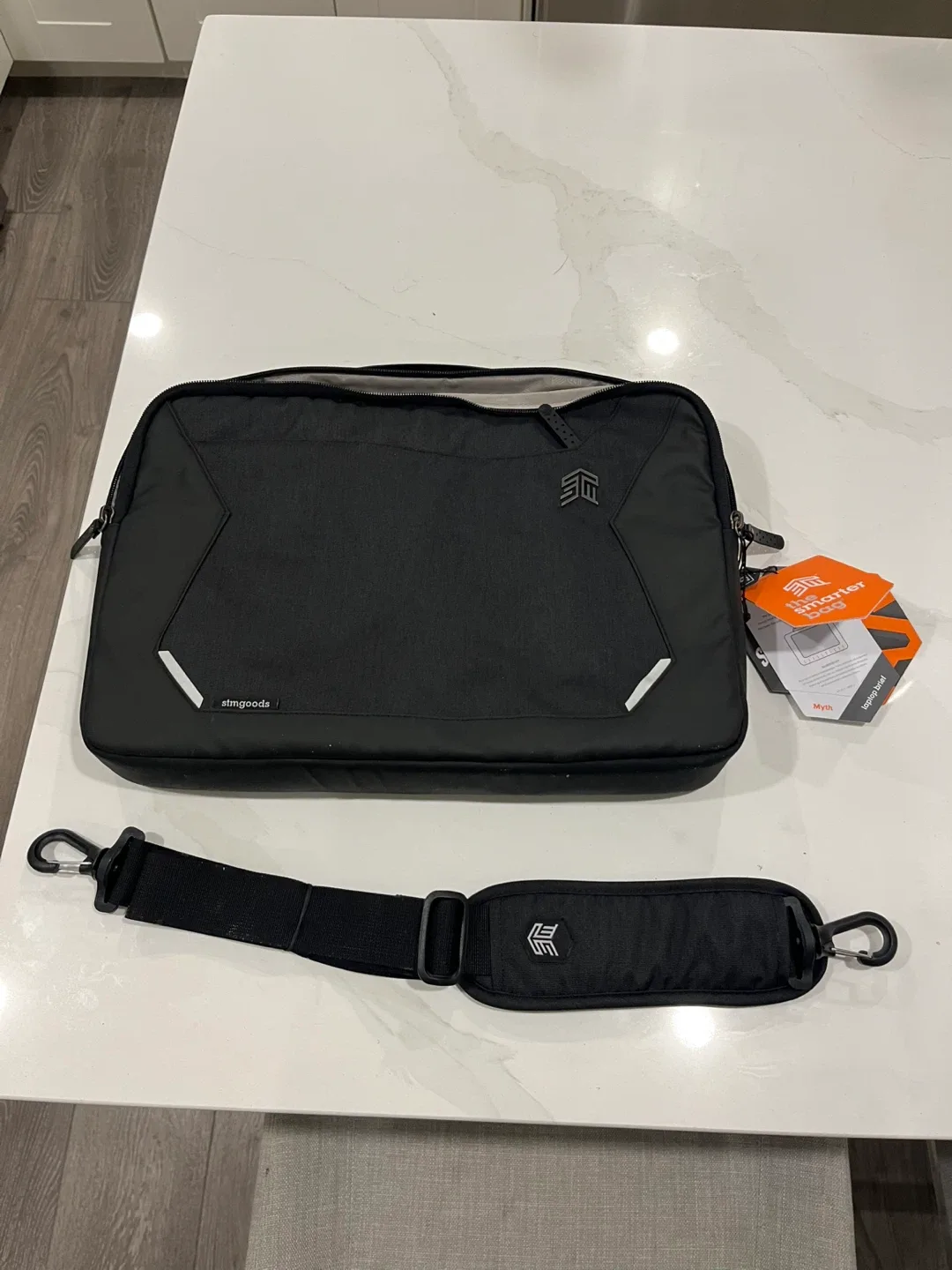 STM Myth 15" Brief - Black Laptop Bag image indicator(8)