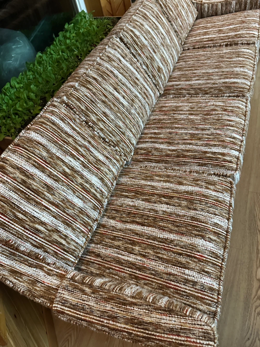 Vintage Mid-Century Modern 5-Seater Sofa (CAN DELIVER) - photo 3
