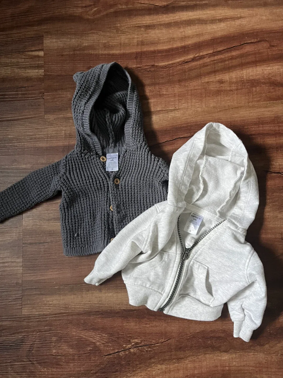 24 item BUNDLE - Newborn Baby Clothes Gender Neutral image indicator(7)